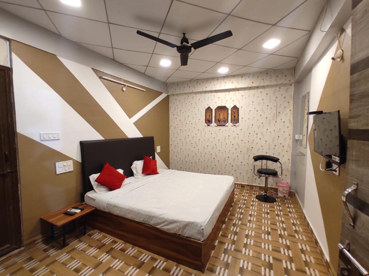 Mandav Hills Resort & Film City Māndu Exterior photo